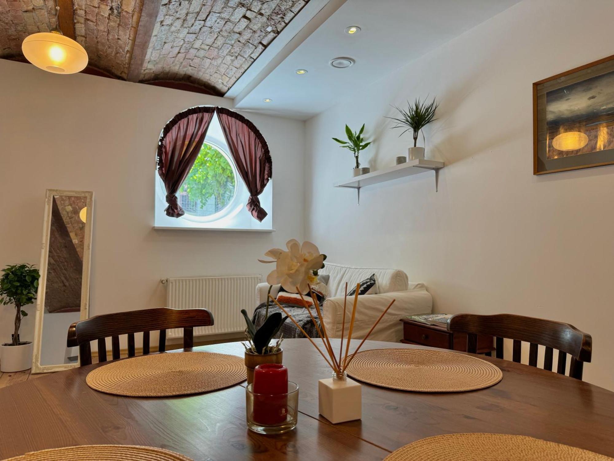 Stay In Art Nouveau District Riga Exterior photo